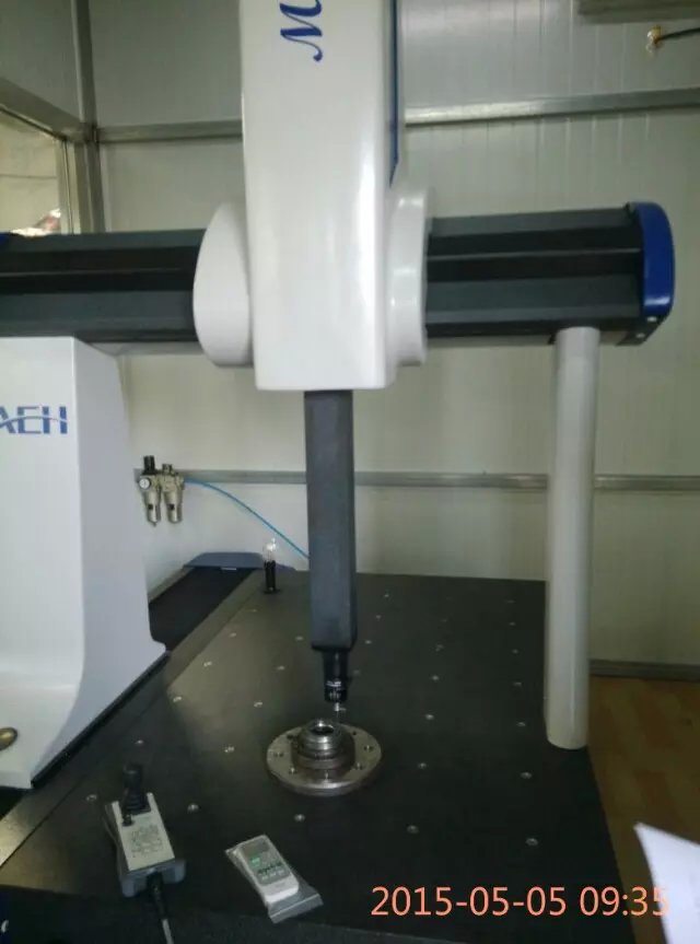 客戶驗(yàn)貨VMC1055數(shù)控加工中心精